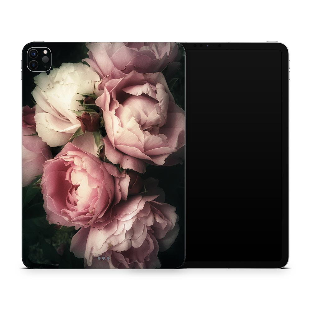 Blush Pink Roses Apple iPad Pro 12.9 Skin