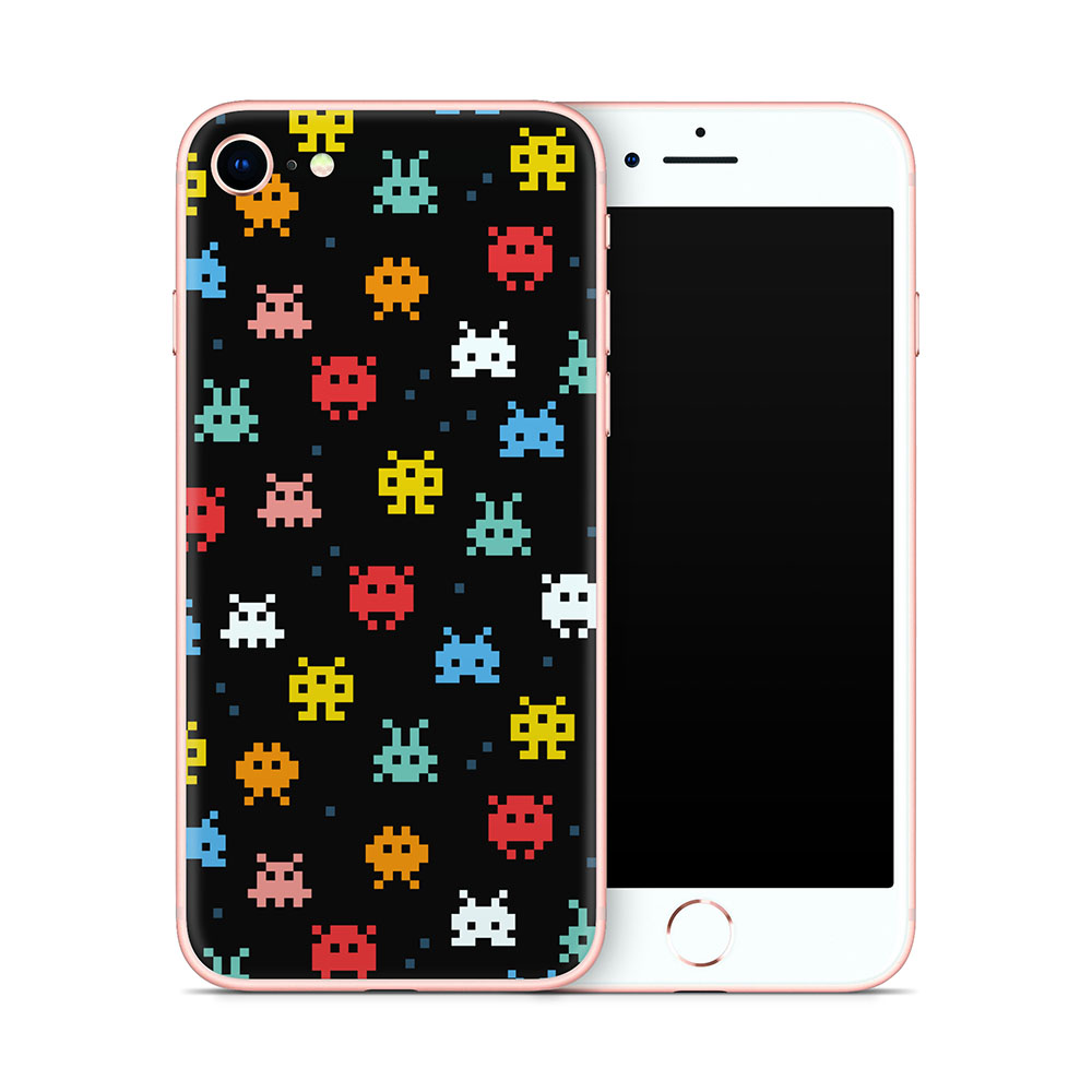 Space Invaders iPhone 7/8 Skin
