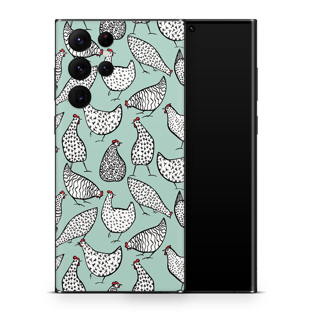 Hen Peckin&#39; Galaxy S22 Skin