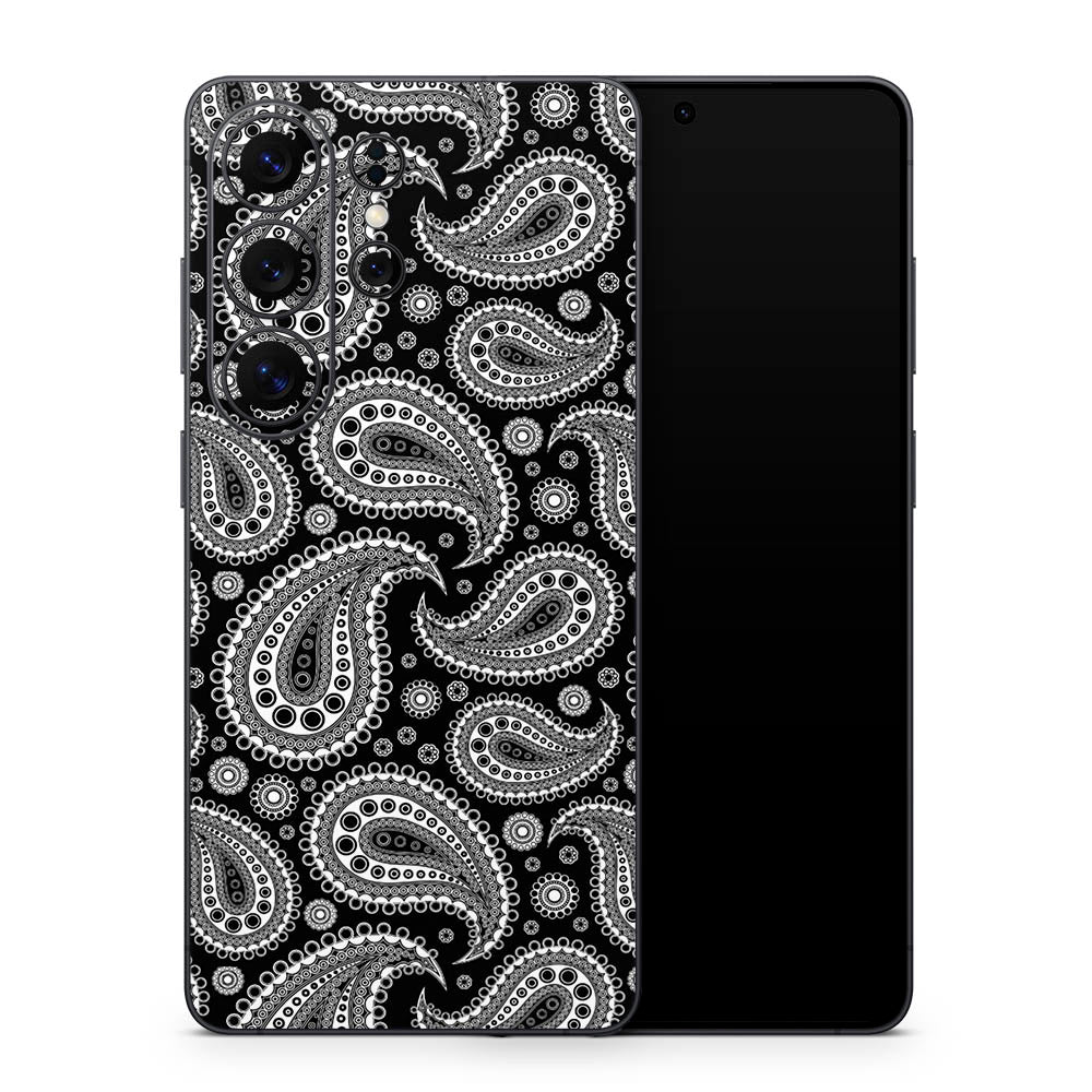 Black Paisley Galaxy S26 Skin