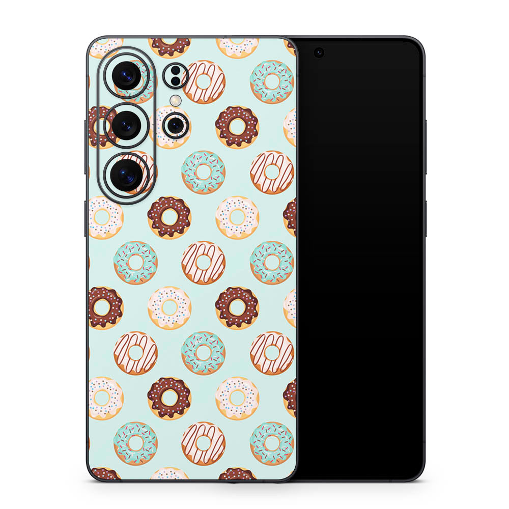 Retro Donuts Galaxy S26 Skin