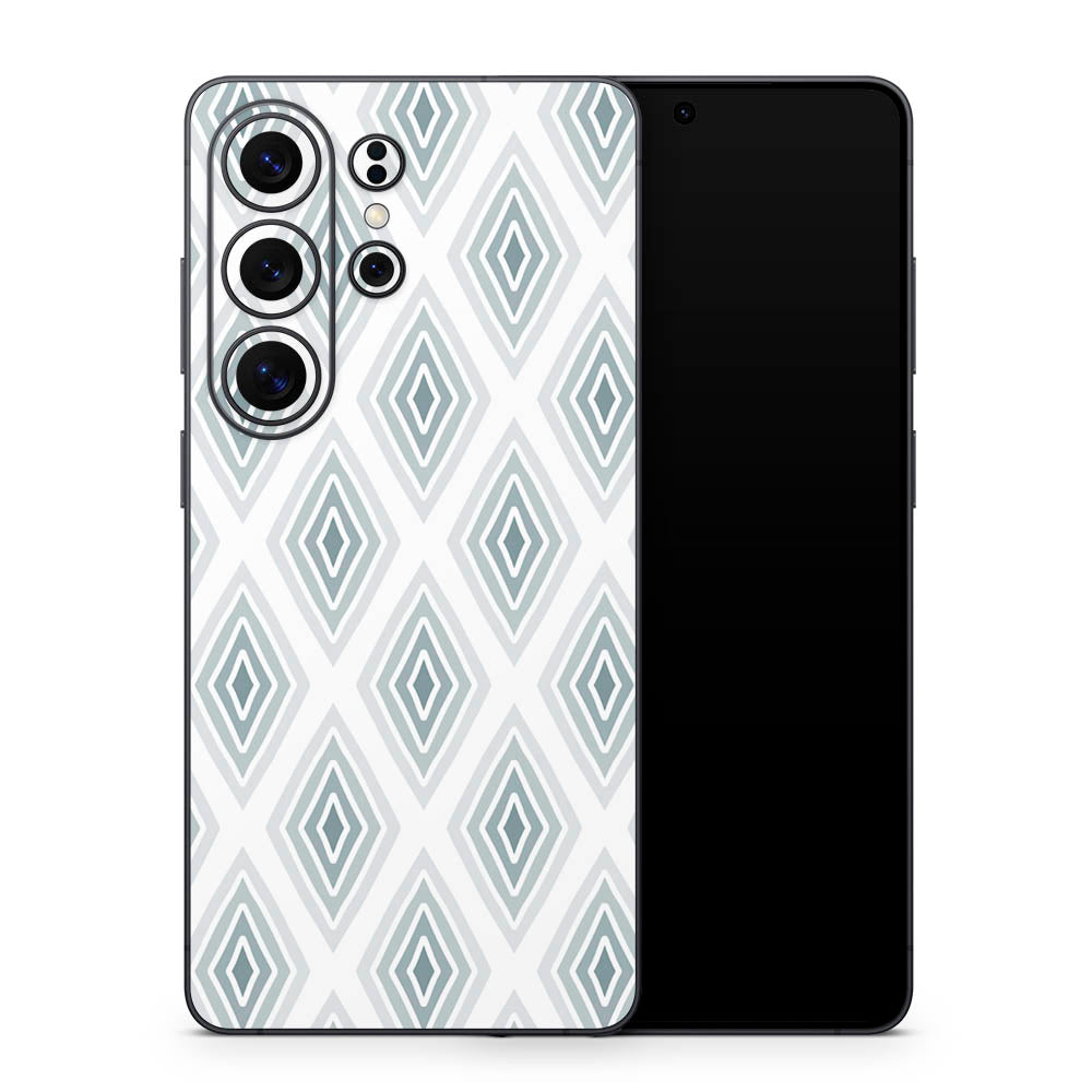 Rhombic Love Galaxy S26 Skin