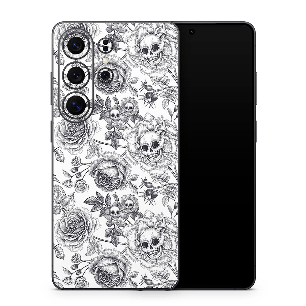 BW Skull & Roses Galaxy S26 Skin