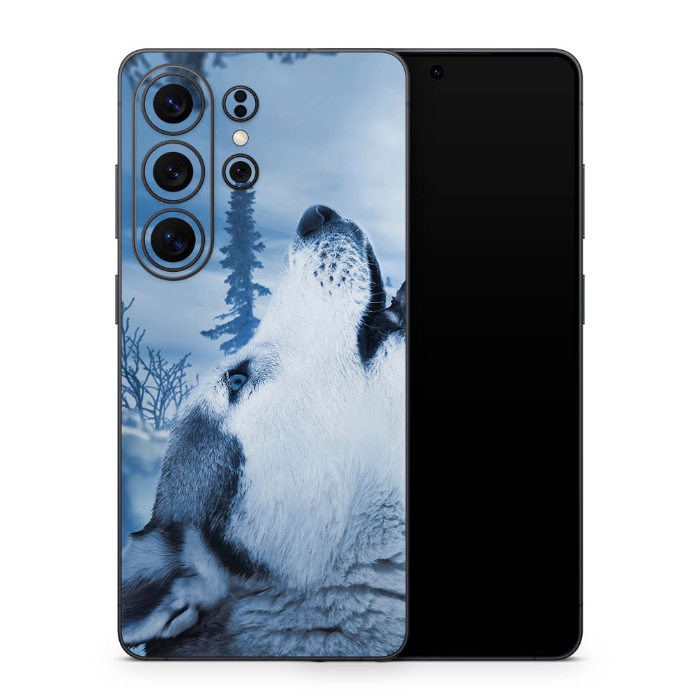 Howling Wolf Galaxy S26 Skin