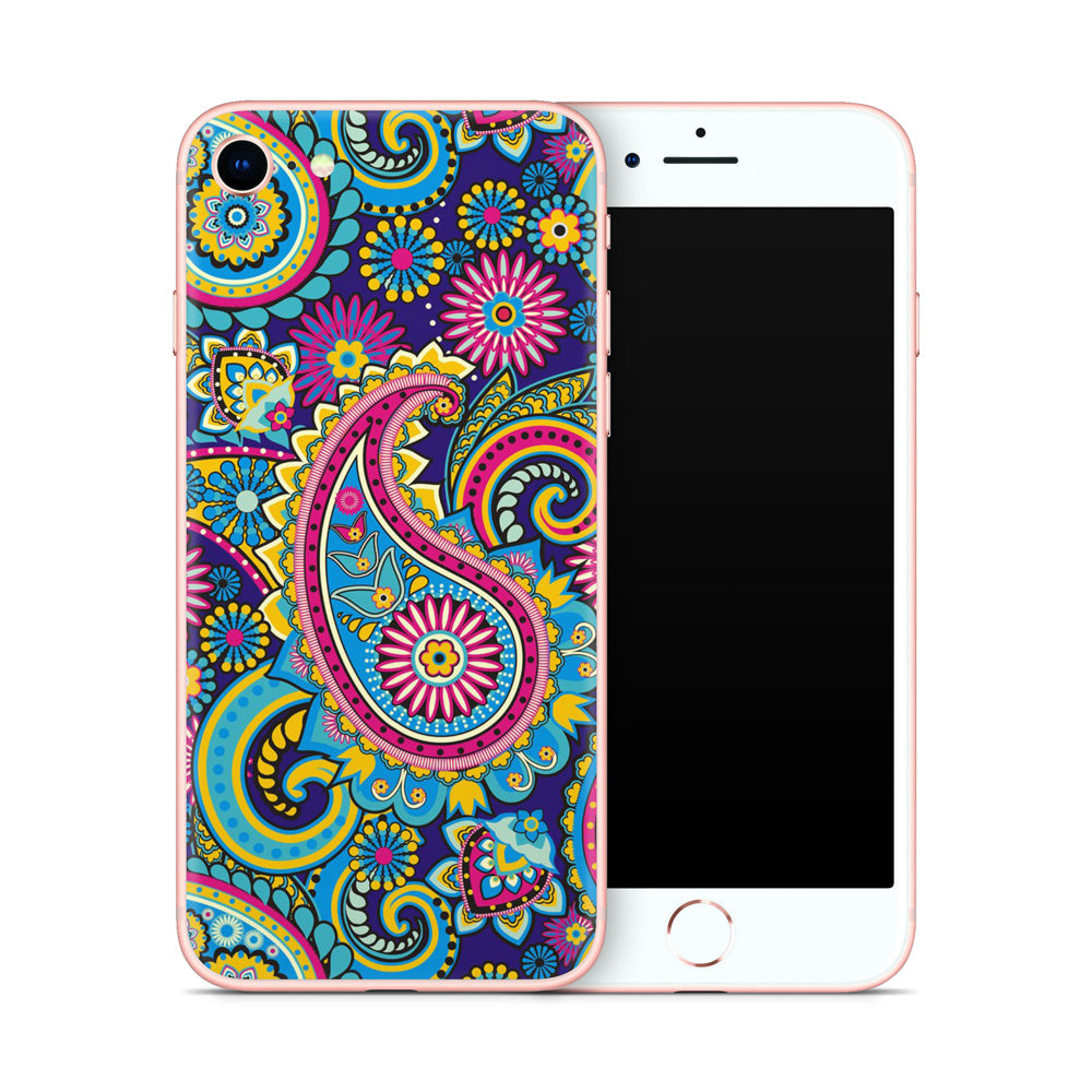 Cool Paisley iPhone 7/8 Skin