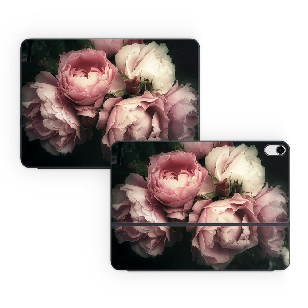 Blush Pink Roses iPad Pro (2018) Smart Keyboard Folio Skin