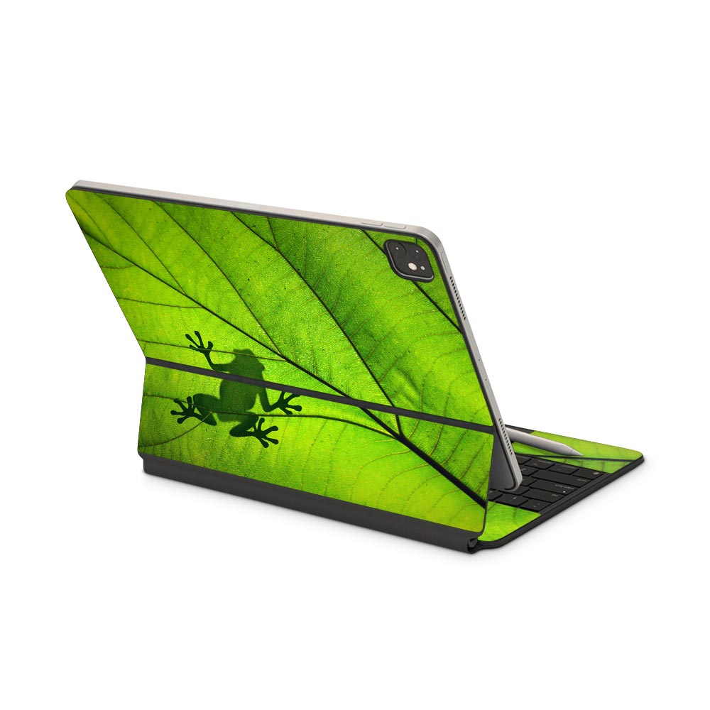 Frog Silhouette iPad Pro (2020) Magic Keyboard Skin