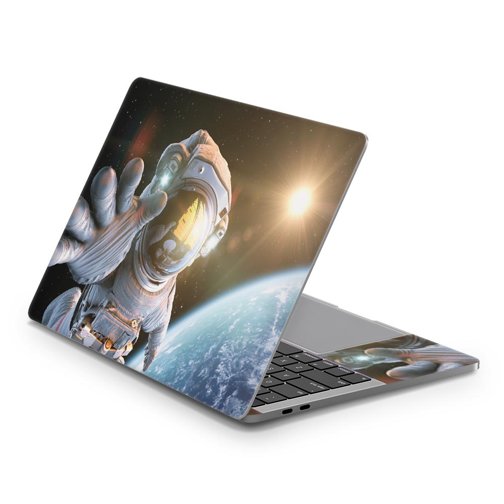 Space Grab MacBook Pro 13 (2016) Skin