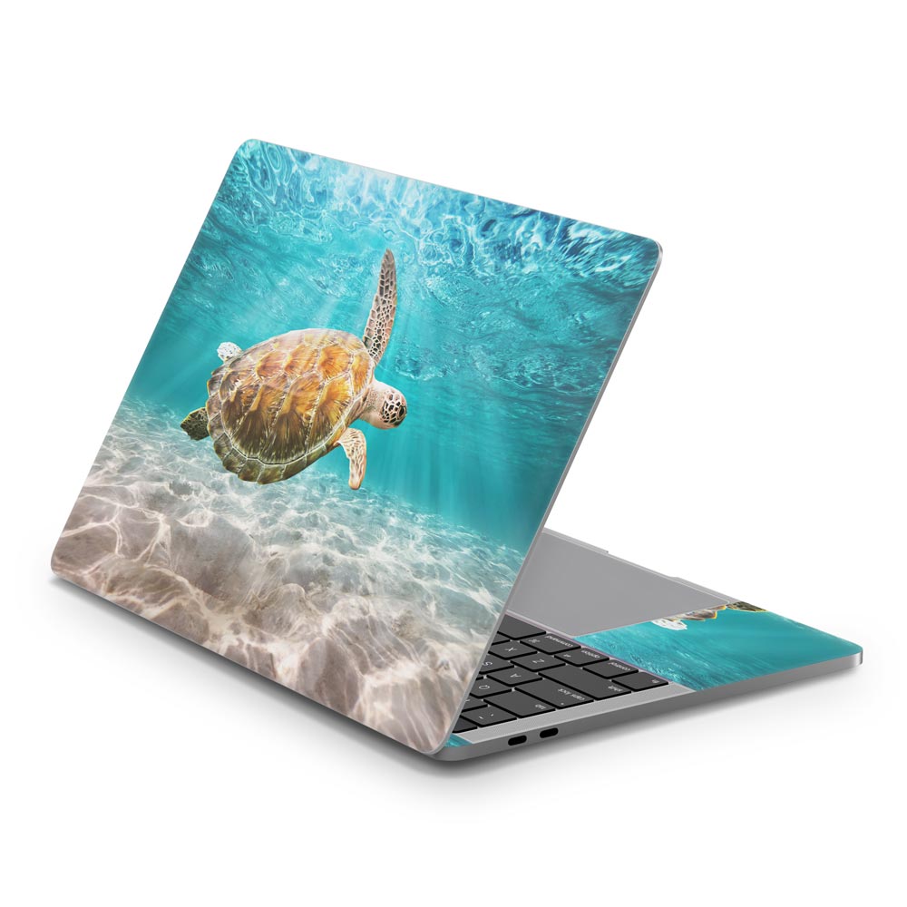 Hawksbill Turtle MacBook Pro 13 (2016) Skin
